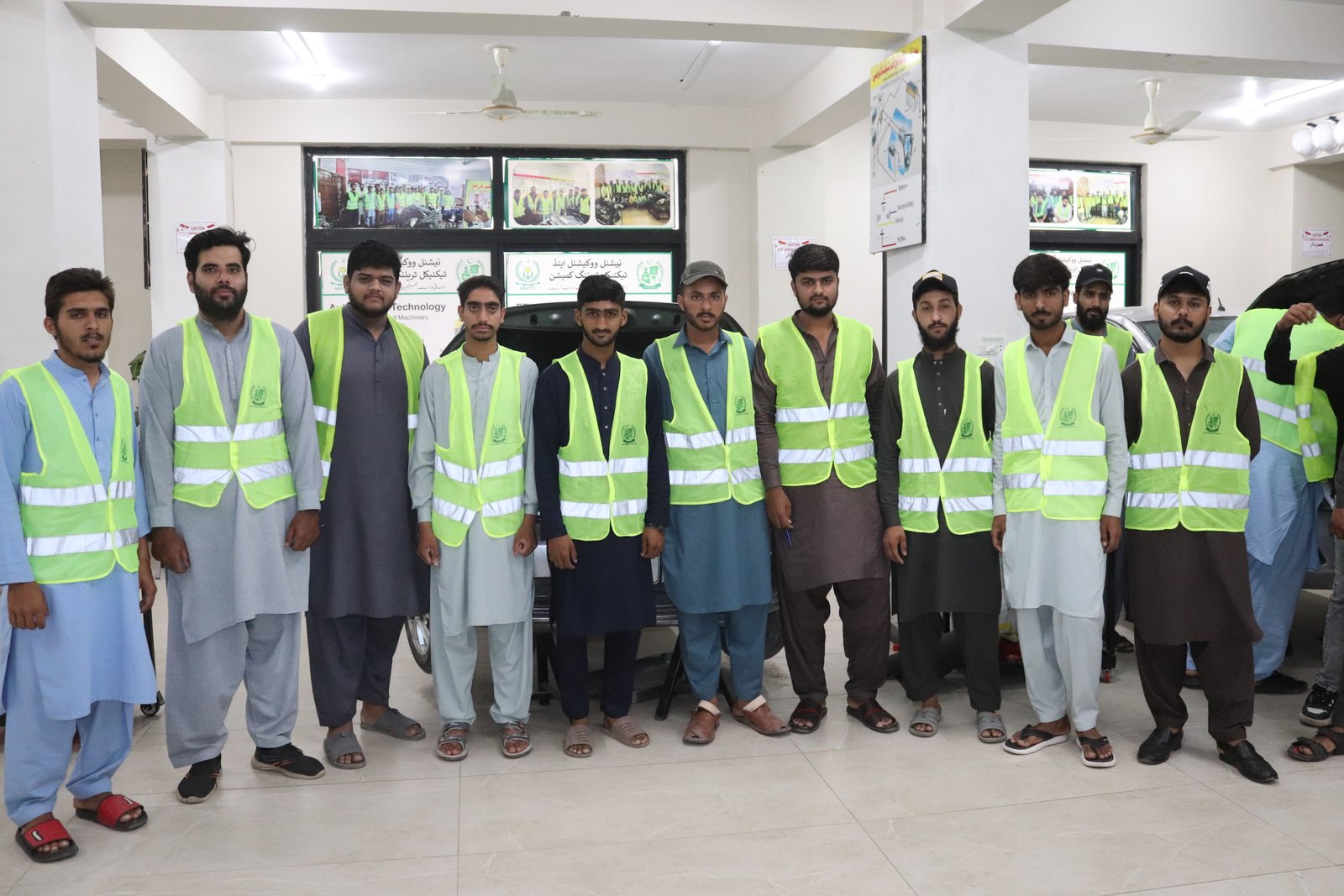 Auto Mechanic Course